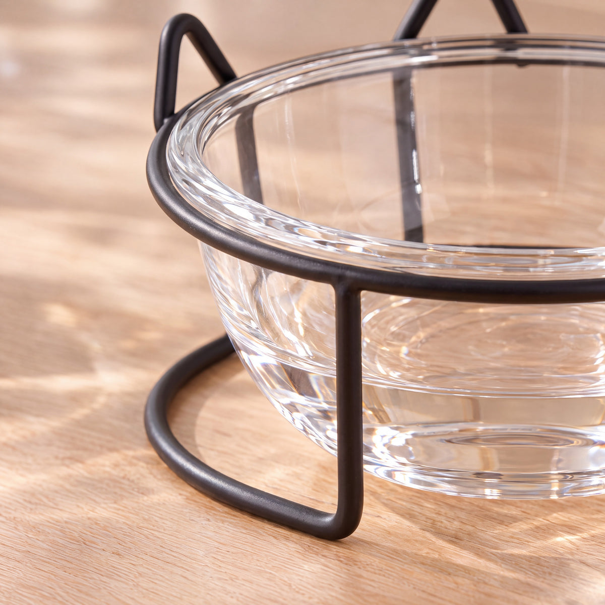 Gleam Glass Bowl Stand - Black Single 300 ml - close up