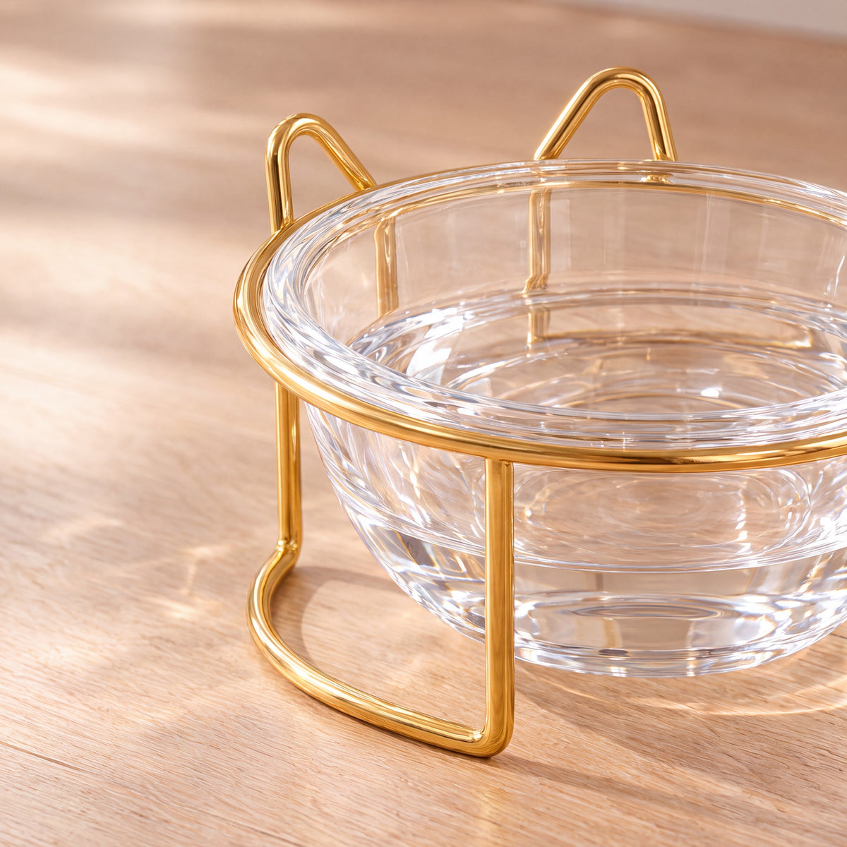 Gleam Glass Bowl Stand - Gold Single 300 ml - close up