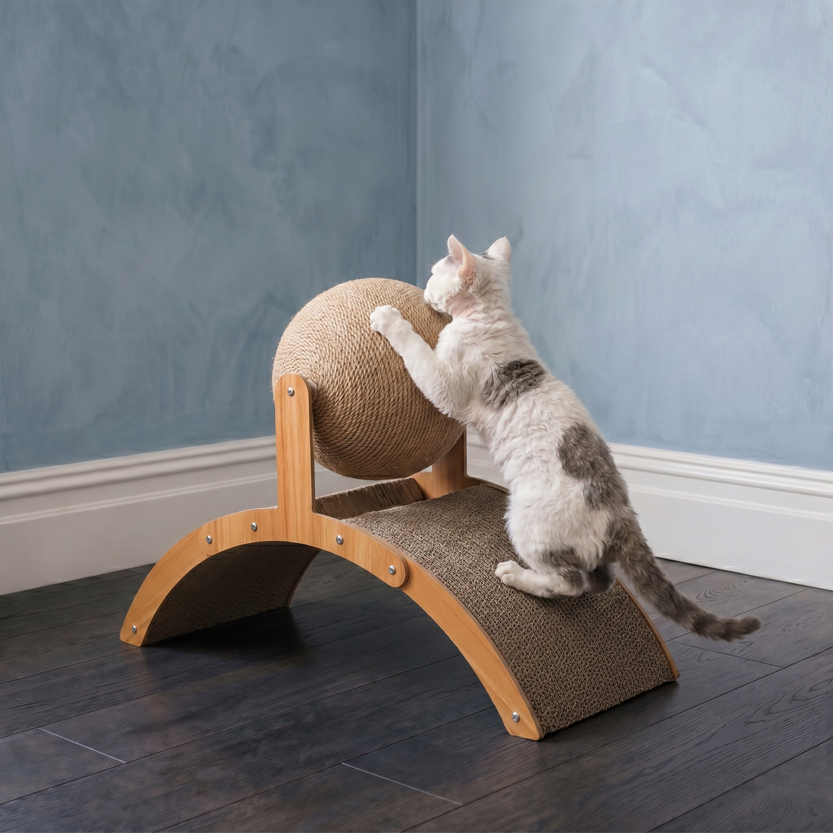 Arc Scratch Lounger