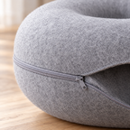 Loop Felt Tunnel Bed - Light Grey with hole - close up