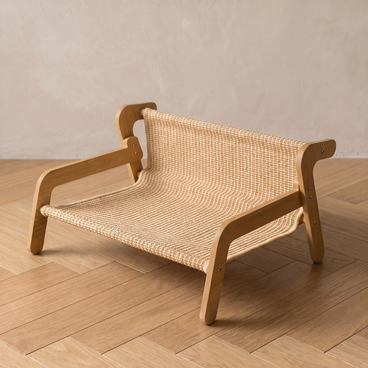 Loft Scratch Lounger - detail