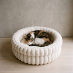Nest Plush Bed - WHITE - feature