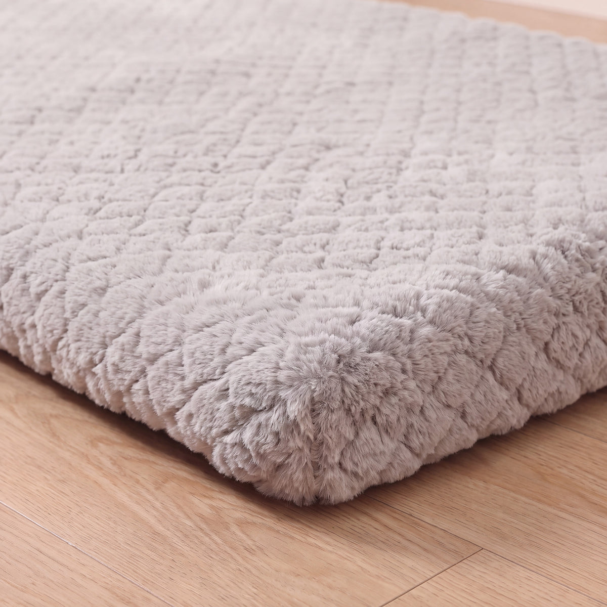 Settle Foam Bed - Light Grey - close up