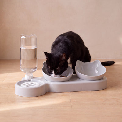 Twin Ear Feeding Station